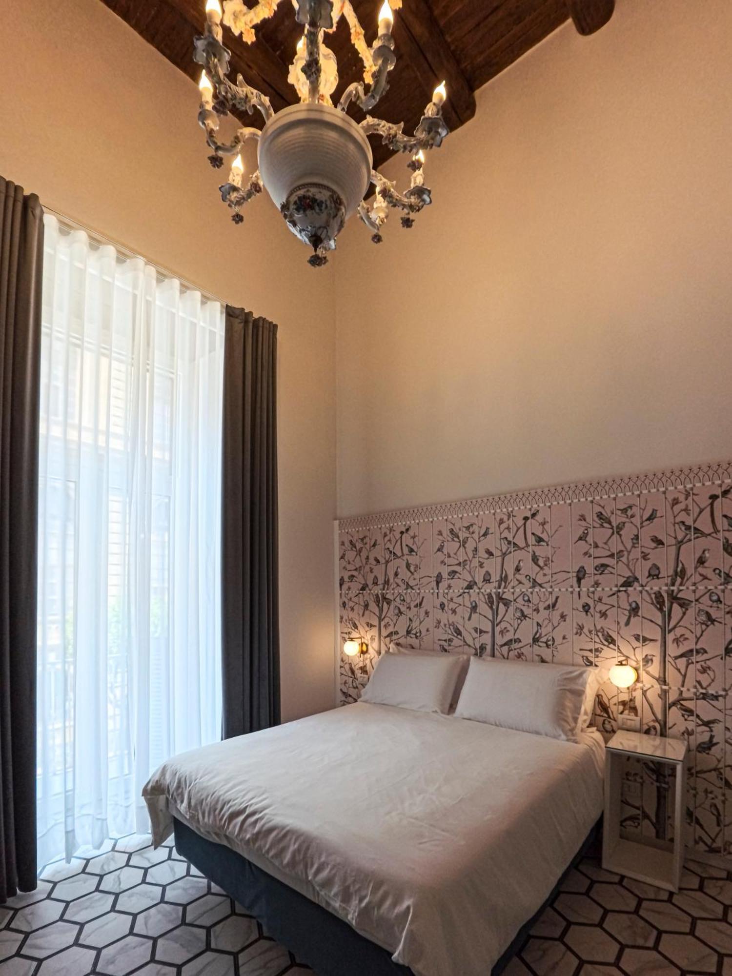 Costantinopoli 33 Grand Napels