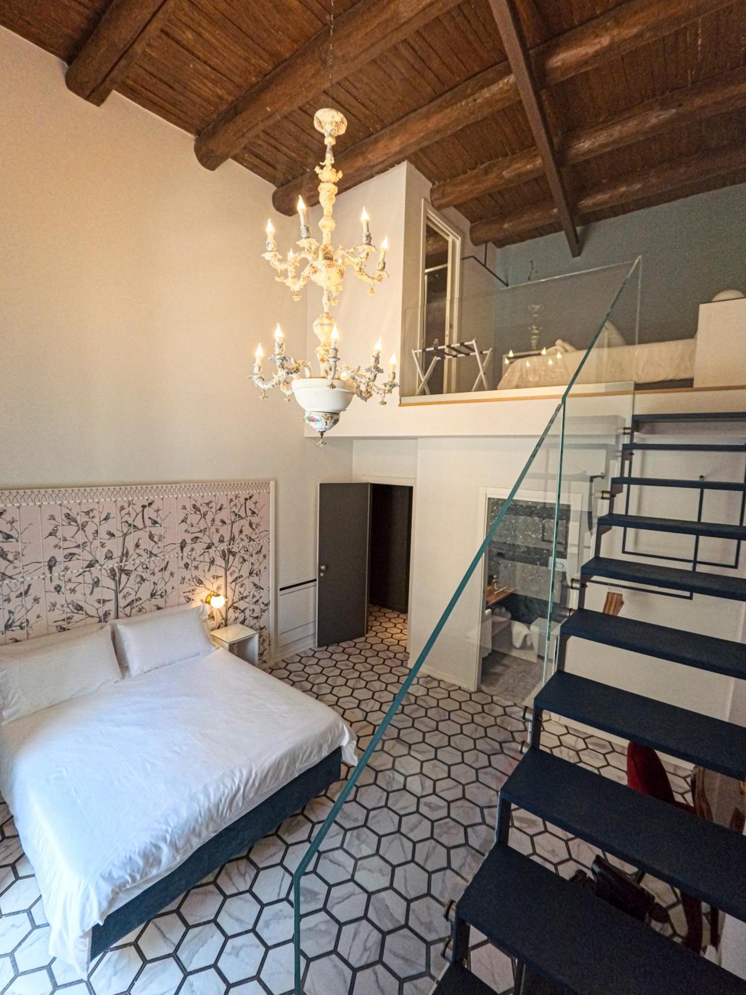 Costantinopoli 33 Grand Napels