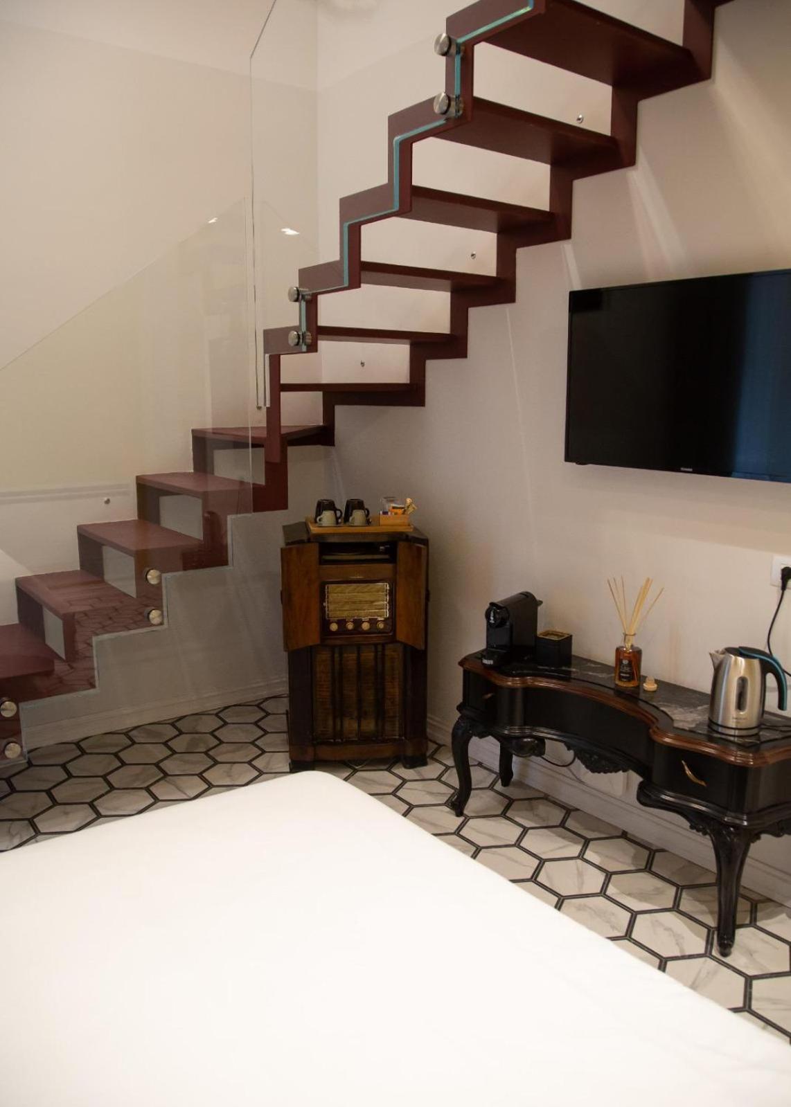 Costantinopoli 33 Grand Neapel